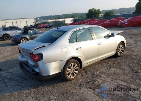 2010 Volkswagen Jetta Se from USA, damaged, VIN 3VWRX7AJ8AM051566